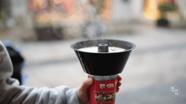  火遍抖音的“火锅杯”，是赚钱新风口还是韭菜收割机？