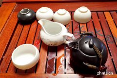紫砂壶是陶还是瓷？适合紫砂壶的茶是什么？
