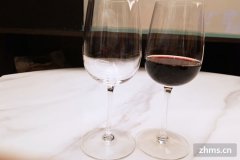葡萄酒贵还是白酒贵？哪个更好？
