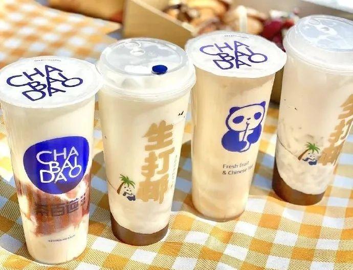  疫情冲击下广州餐厅生意受影响；茶百道疑似使用过期原材料